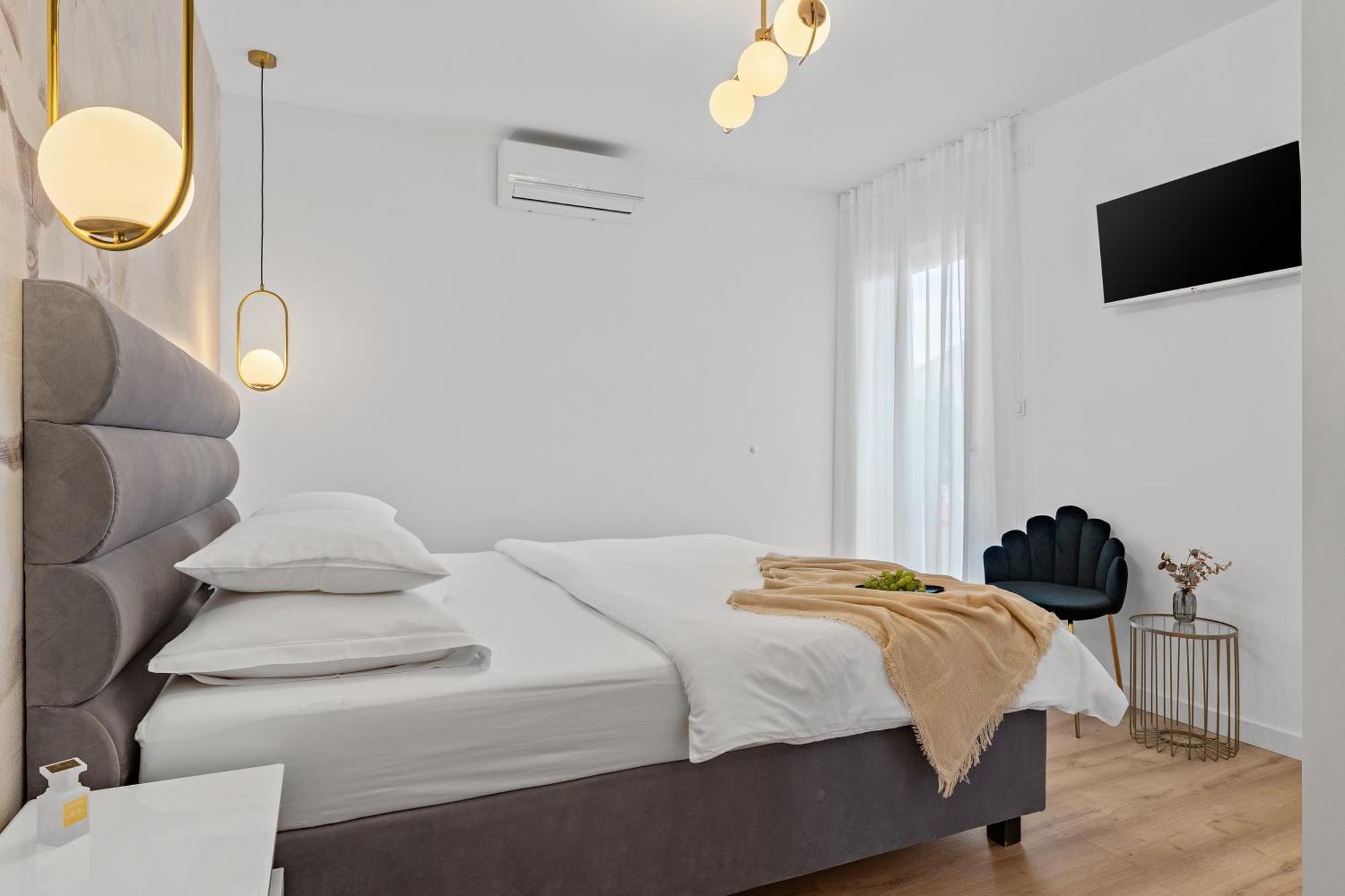 Apartments Bakota Omiš Buitenkant foto